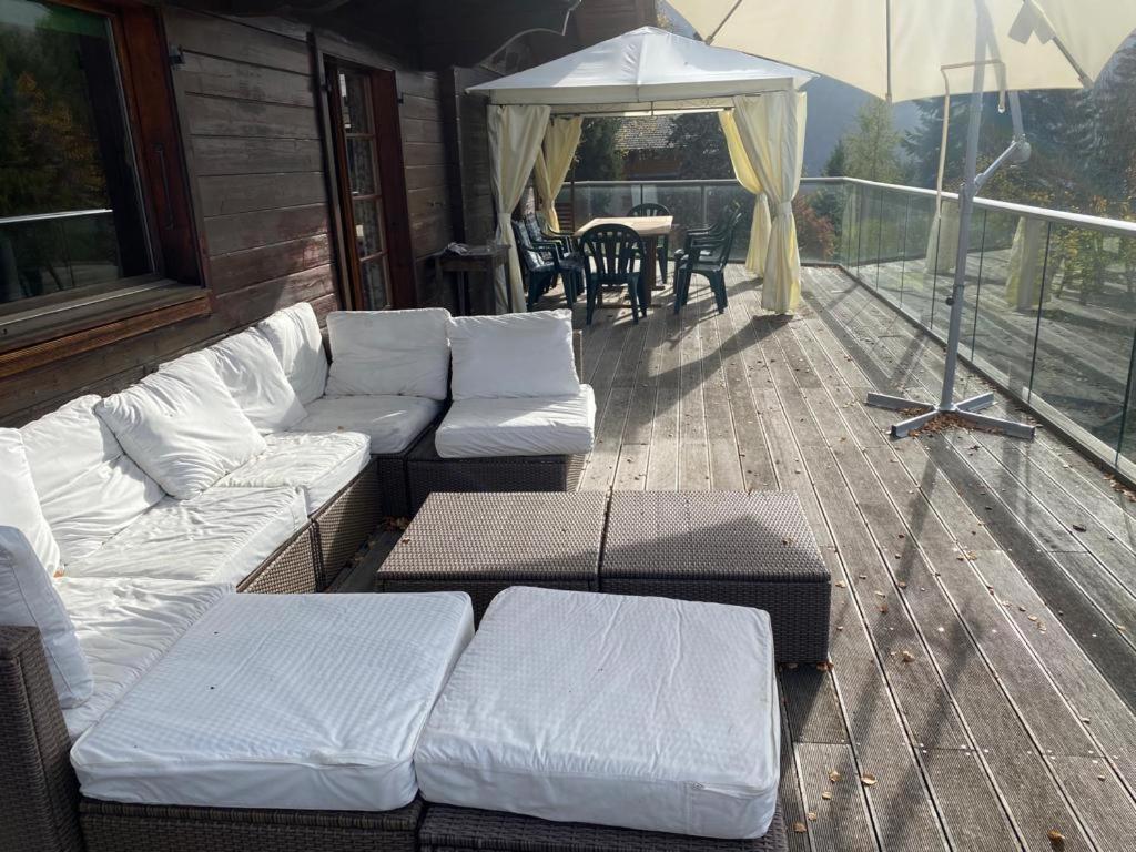 Chalet Traditionnel Avec Jacuzzi Exterieur Bex Zewnętrze zdjęcie
