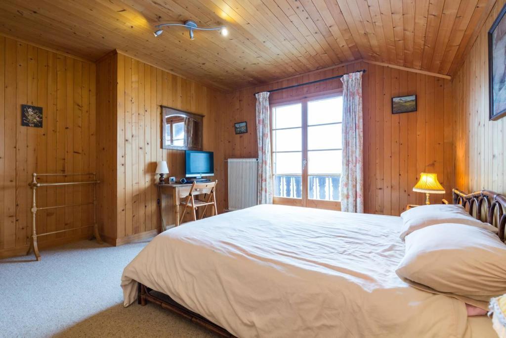 Chalet Traditionnel Avec Jacuzzi Exterieur Bex Zewnętrze zdjęcie
